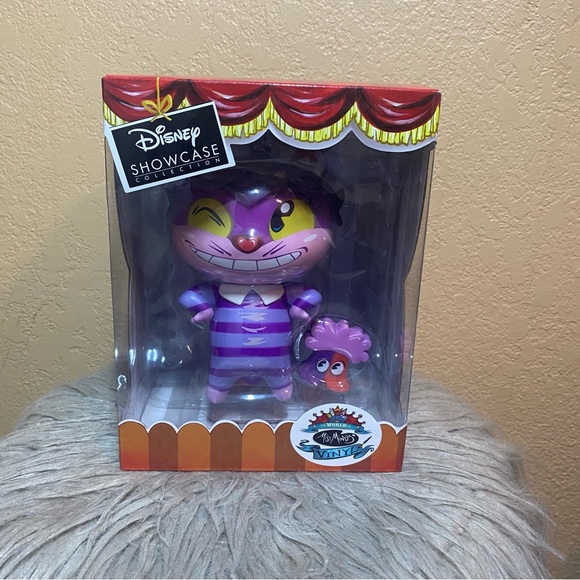 World Of Miss Mindy Disney Showcase Collection Series 2 Cheshire Cat Vinyl - Picture 1 of 2